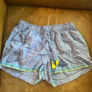 Vineyard vine womens shorts size small